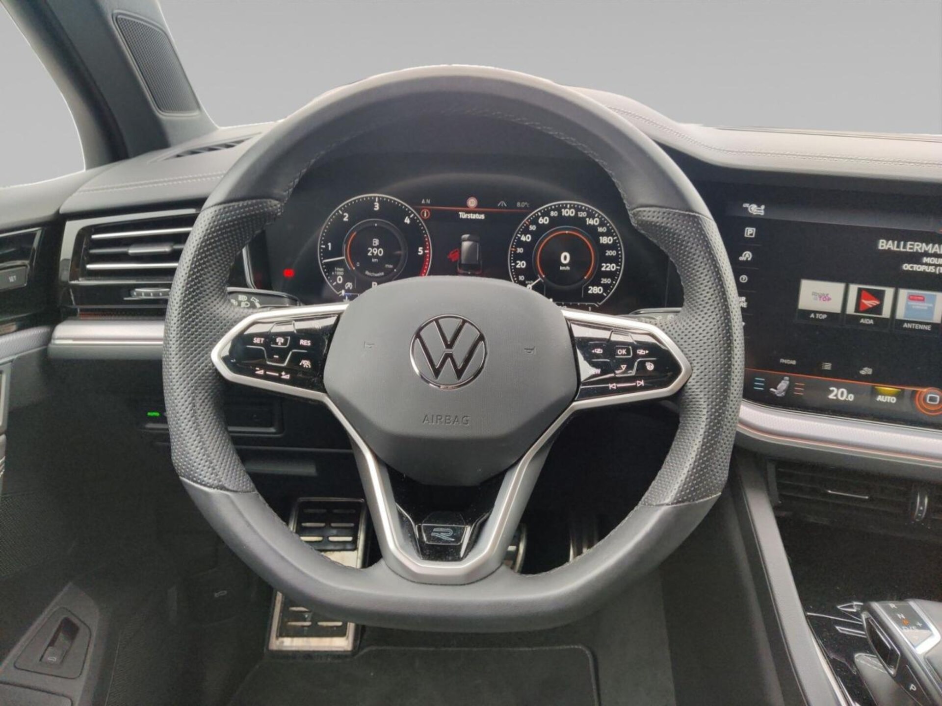 Volkswagen Touareg R-Line