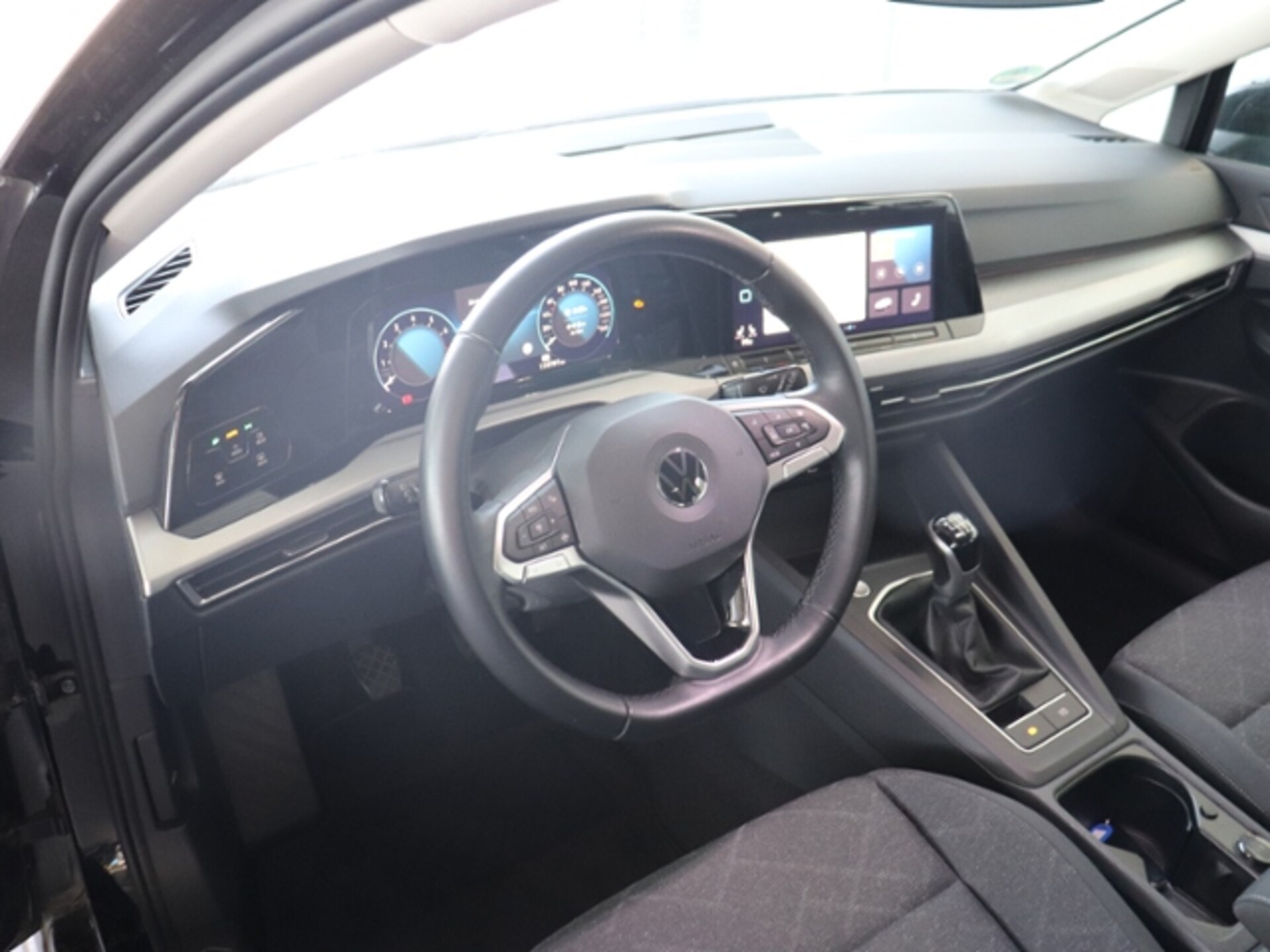 Volkswagen Golf Life