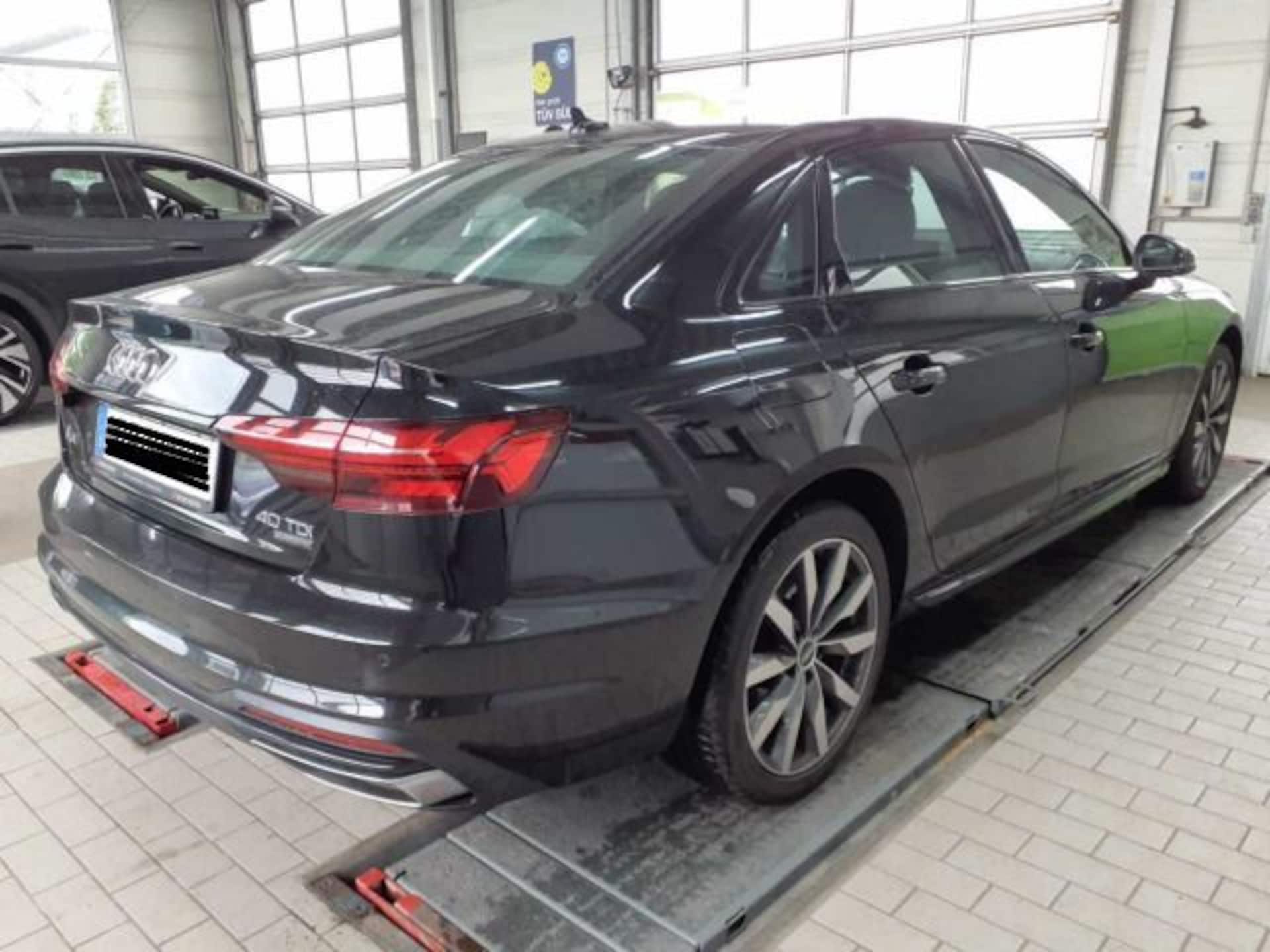 Audi A4 Limousine Advanced
