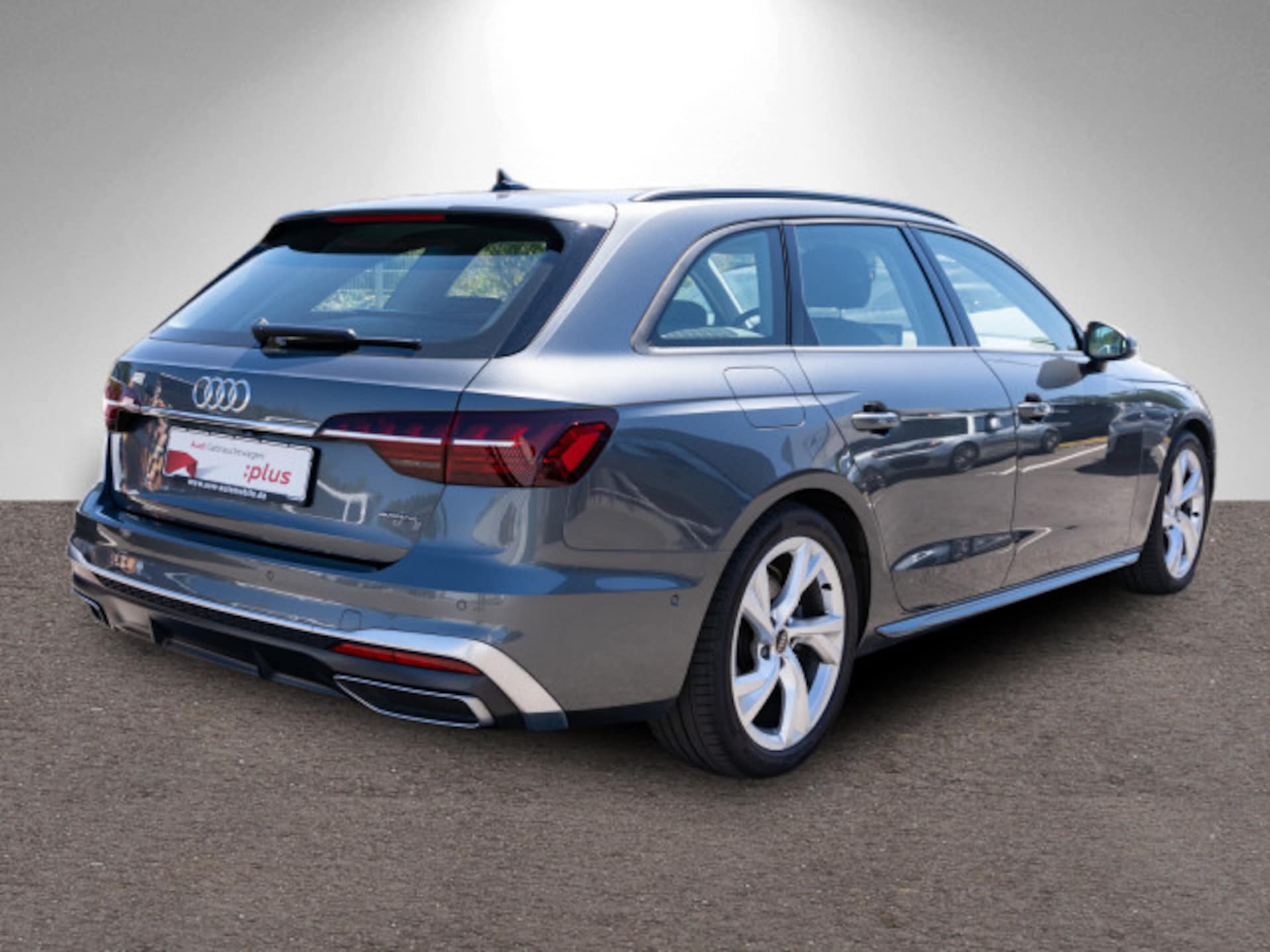 Audi A4 Avant S line
