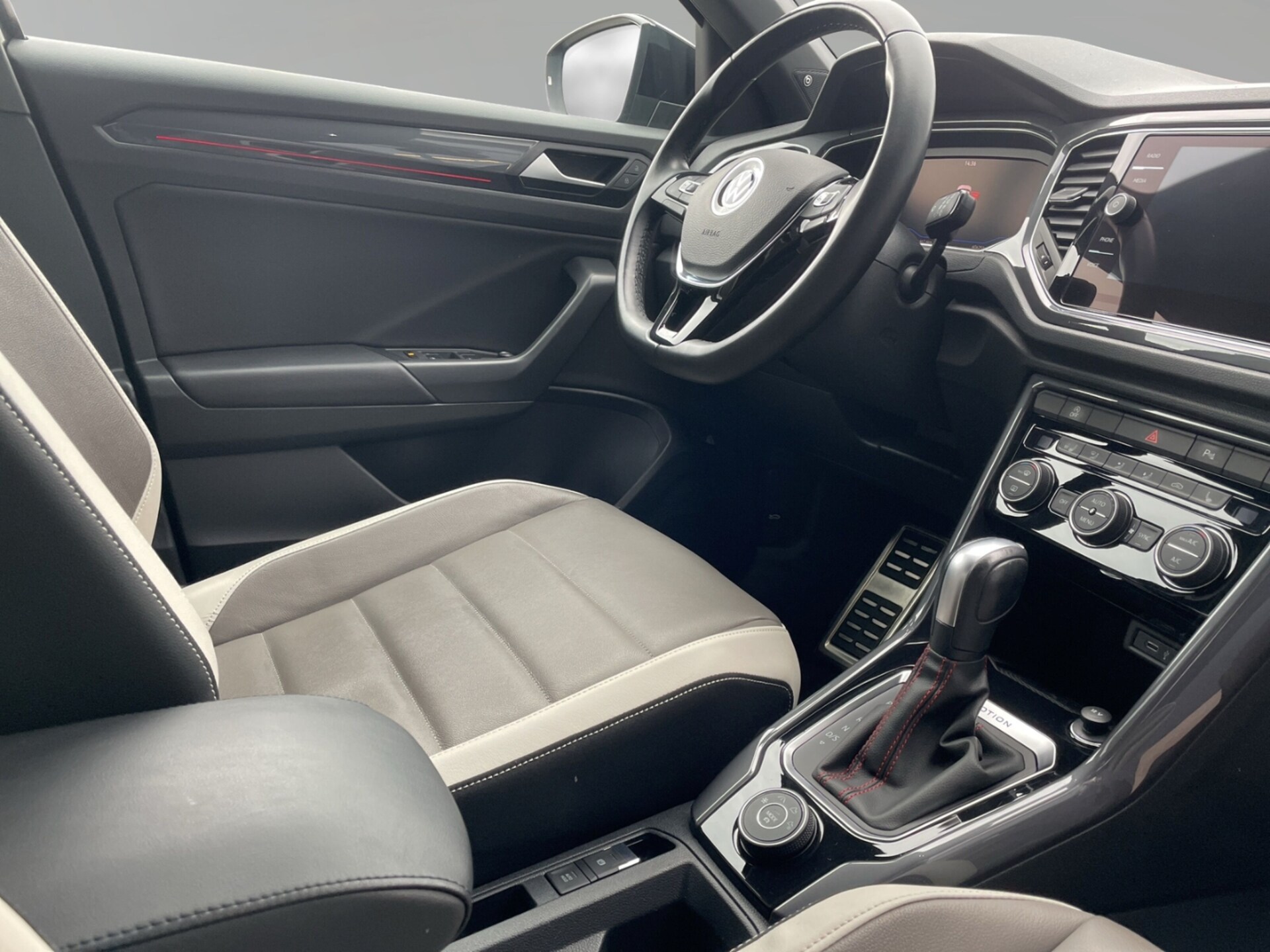 Volkswagen T-Roc Sport