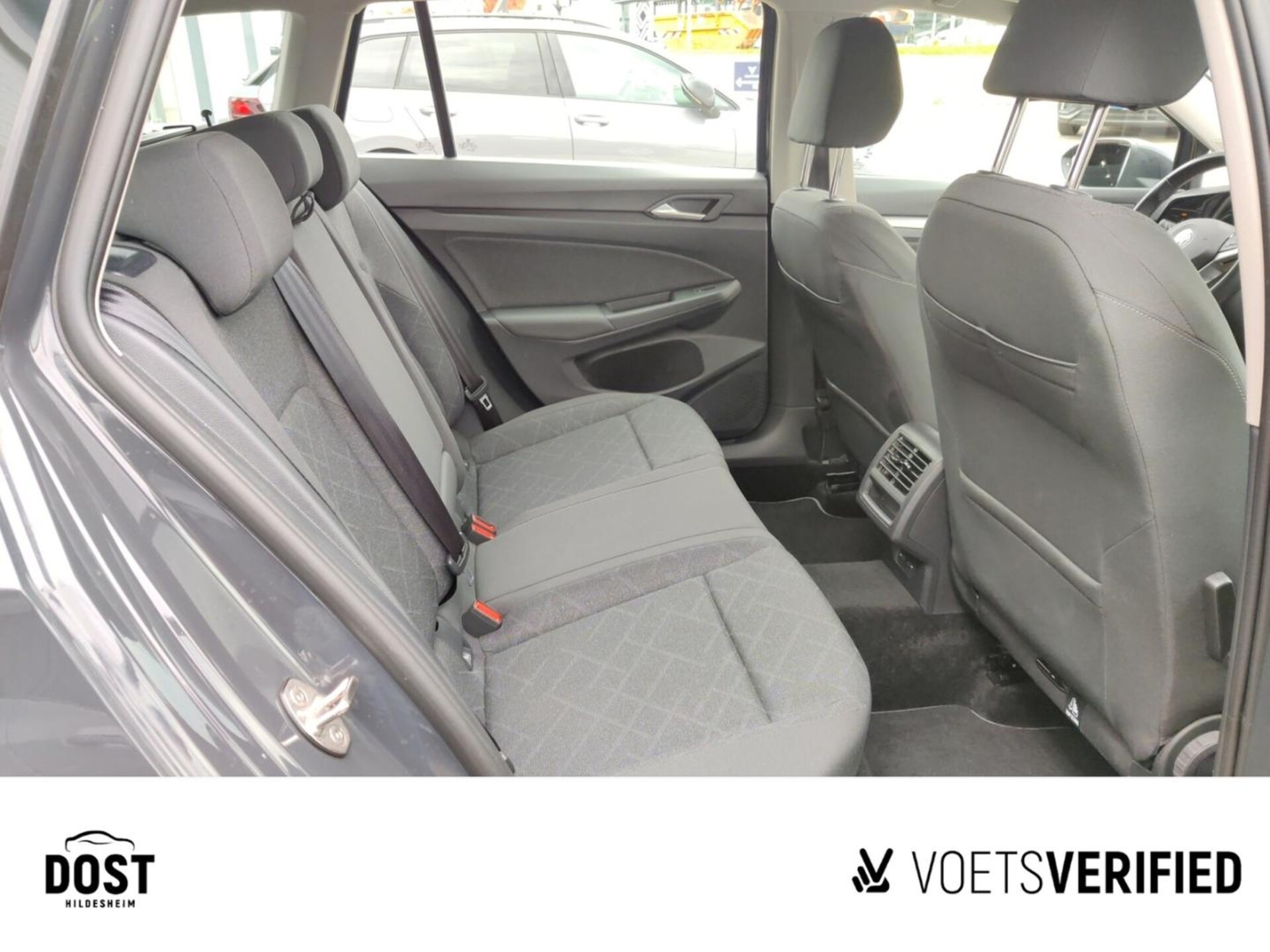 Volkswagen Golf Variant Life