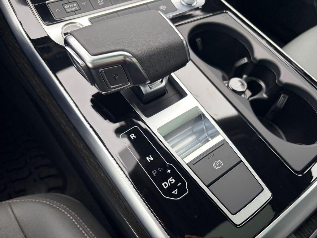 2026 Audi Q7 Premium - Photo 18