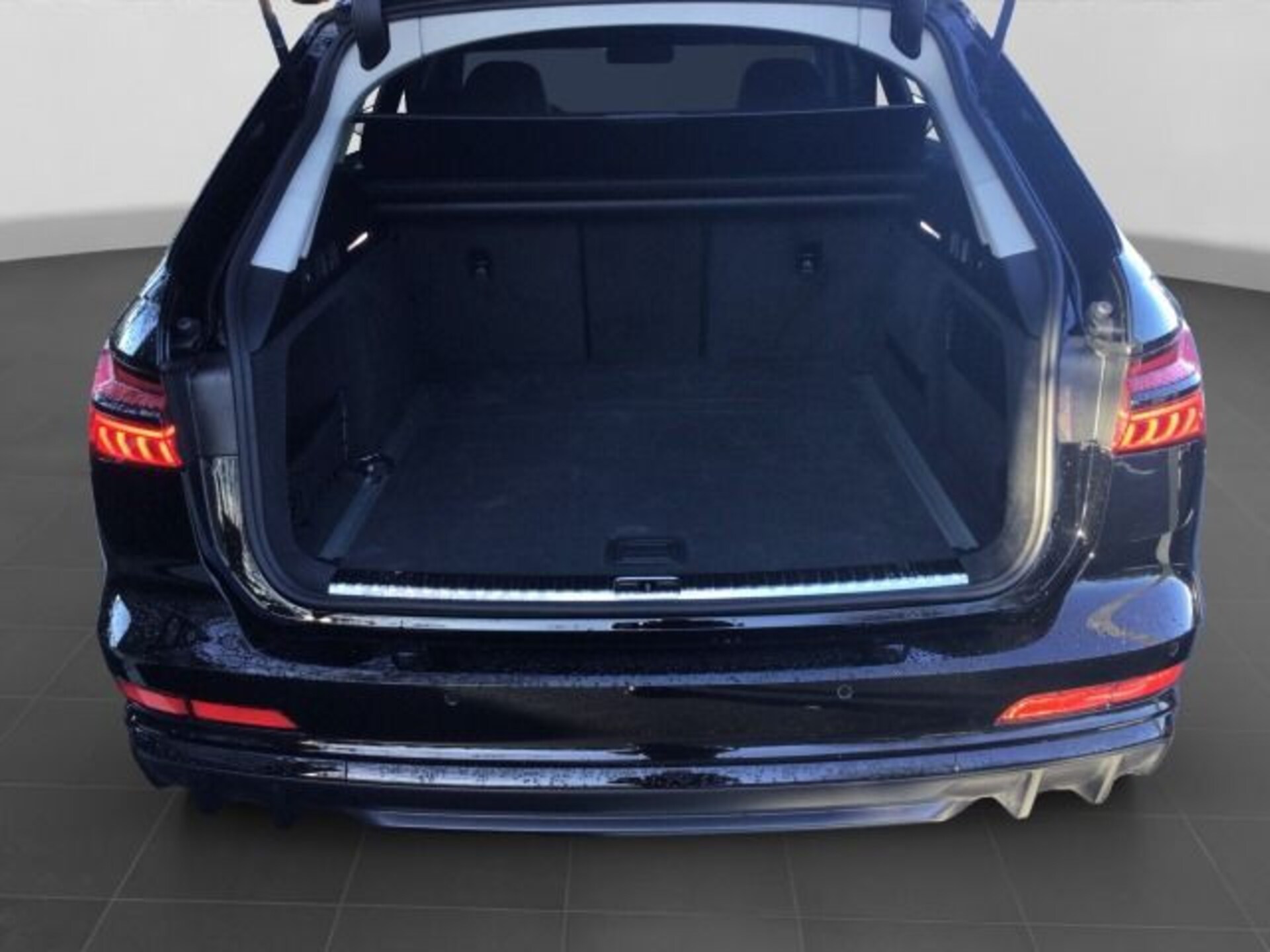 Audi S6 Avant