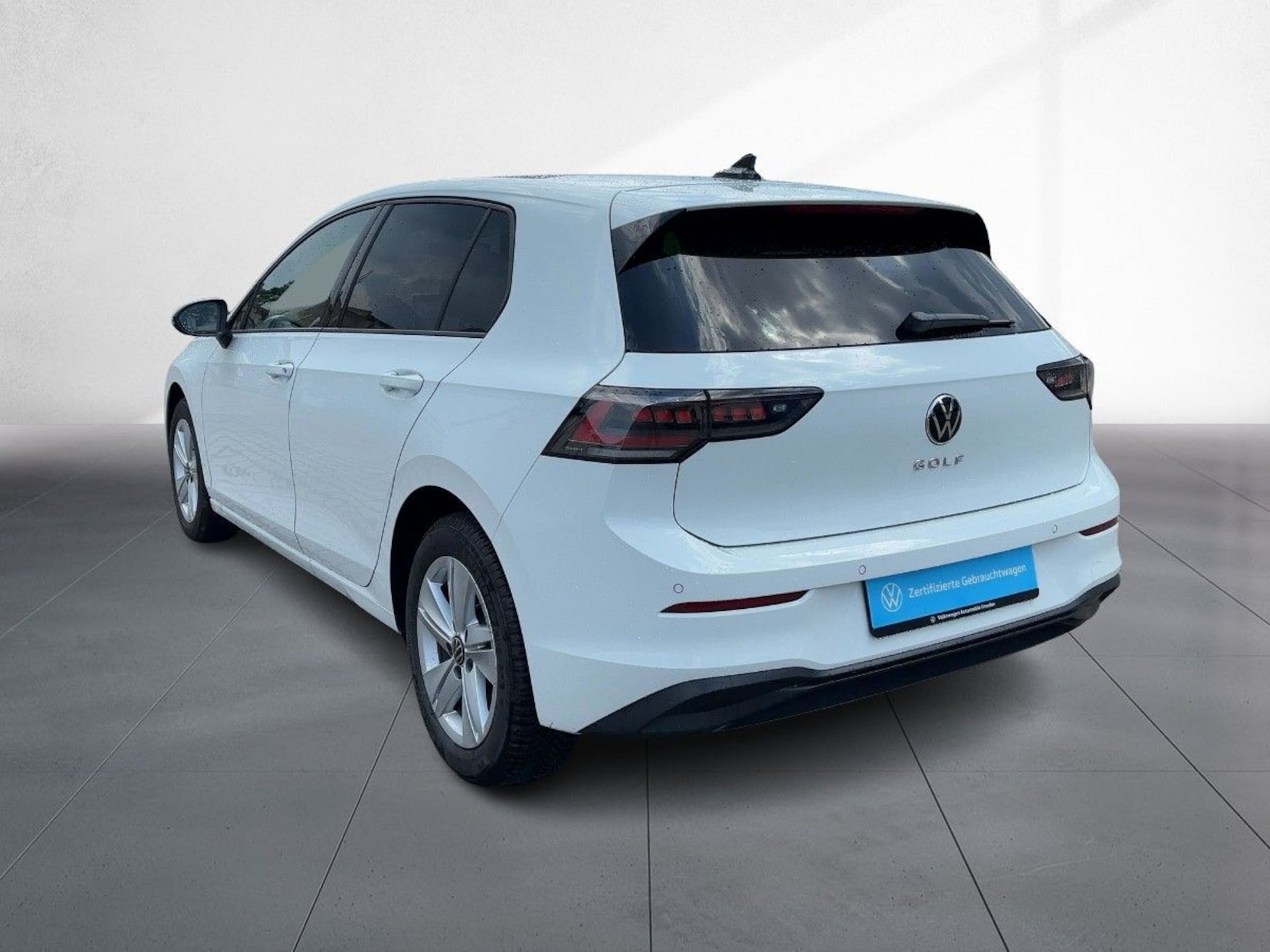Volkswagen Golf Life