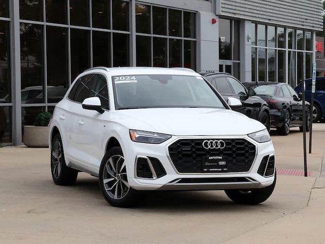 Photo of 2024 Audi Q5