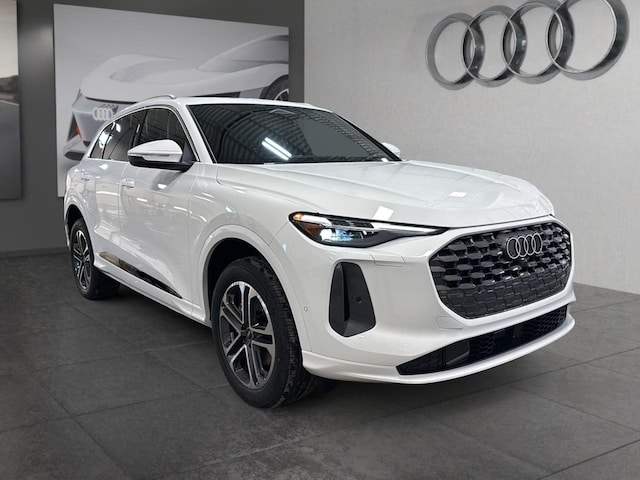 Image de {{modelName}} 2025 Audi Q5 