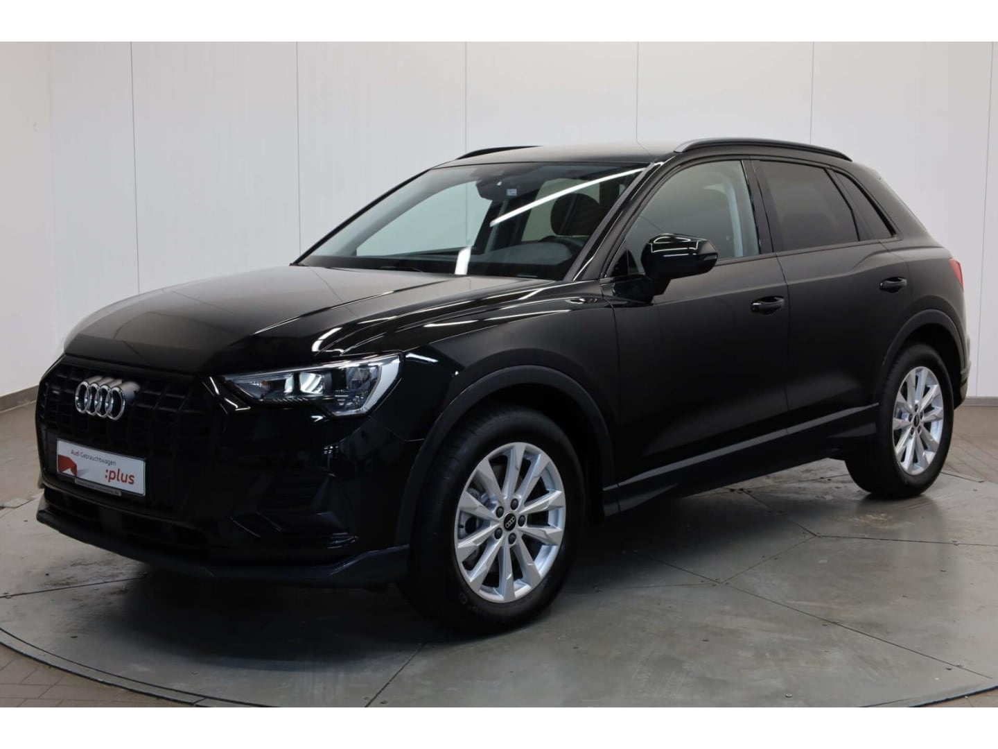 Bild über Audi Q3 TFSI quattro 140 kW S tronic - für weitere Informationen kontaktieren Sie den Audi Partner