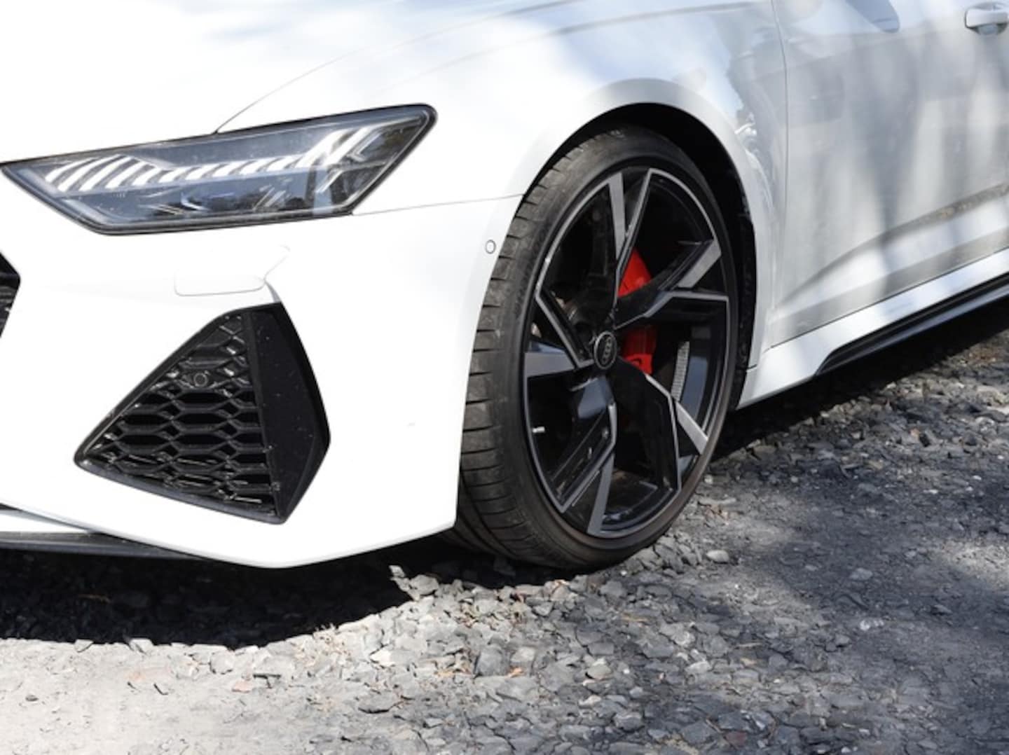 Bild über Audi RS 6 Avant TFSI quattro tiptronic - für weitere Informationen kontaktieren Sie den Audi Partner