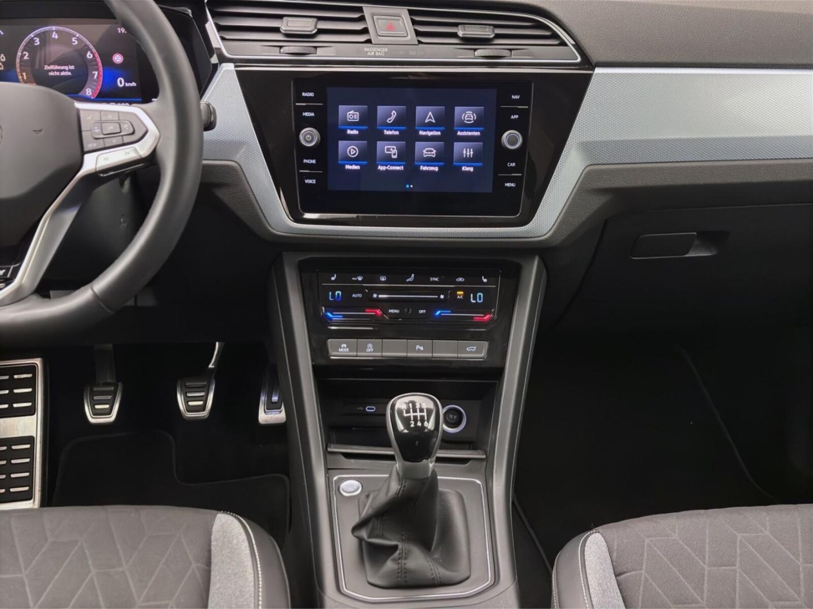 Volkswagen Touran – Bild 15