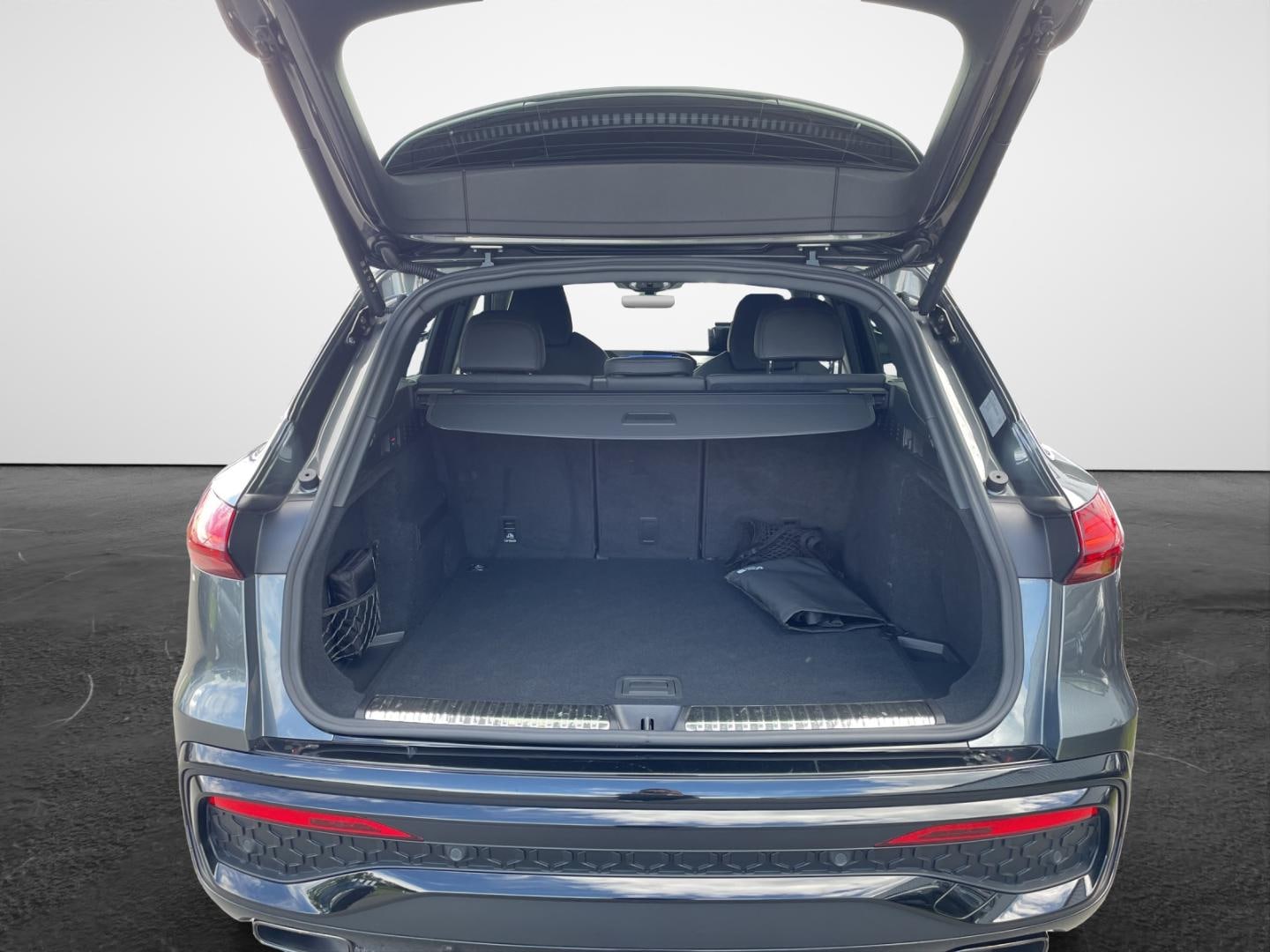 Bild über Audi Q5 SUV TFSI quattro 150 kW S tronic - für weitere Informationen kontaktieren Sie den Audi Partner