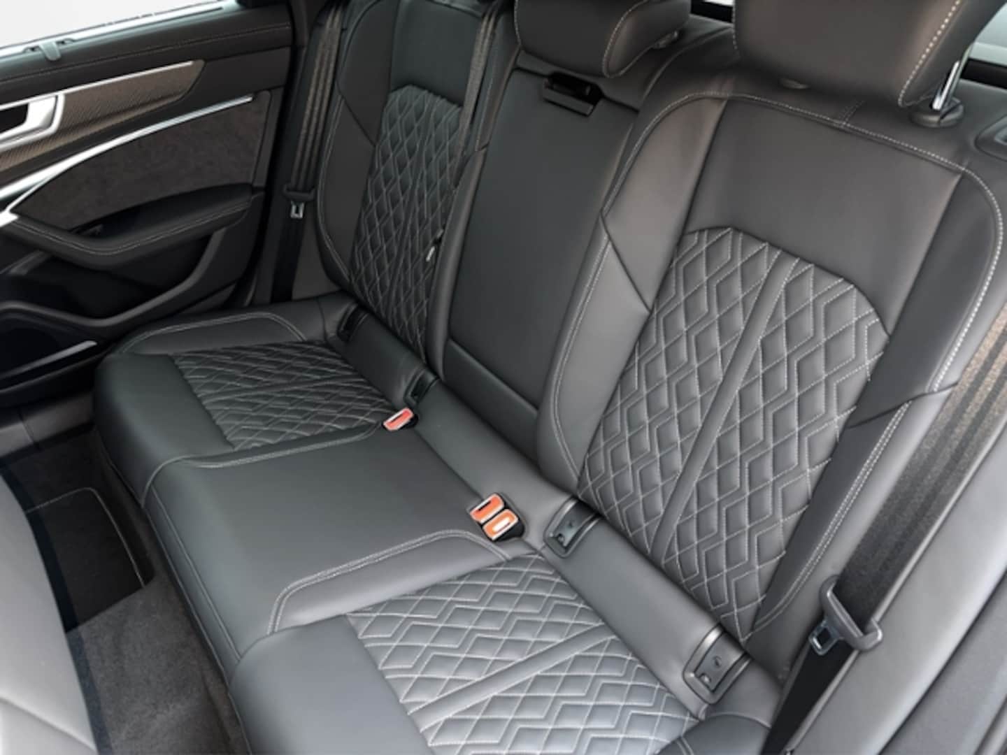 Bild über Audi A6 Avant S line 50 TDI quattro tiptronic - für weitere Informationen kontaktieren Sie den Audi Partner