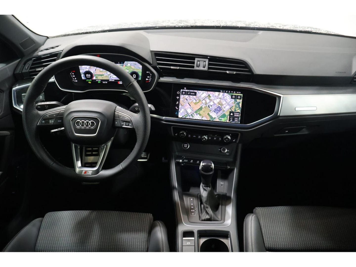 Bild über Audi Q3 Sportback S line 35 TDI S tronic - für weitere Informationen kontaktieren Sie den Audi Partner