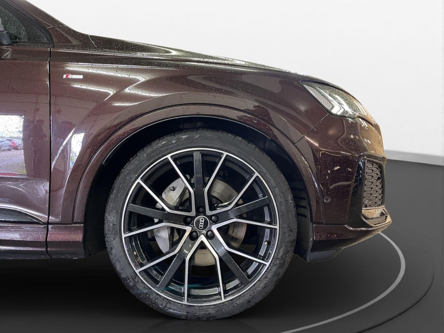 Image about Audi Q7 50 TDI quattro tiptronic