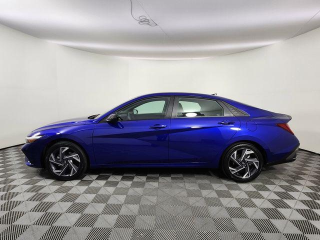 2025 Hyundai Elantra Hybrid