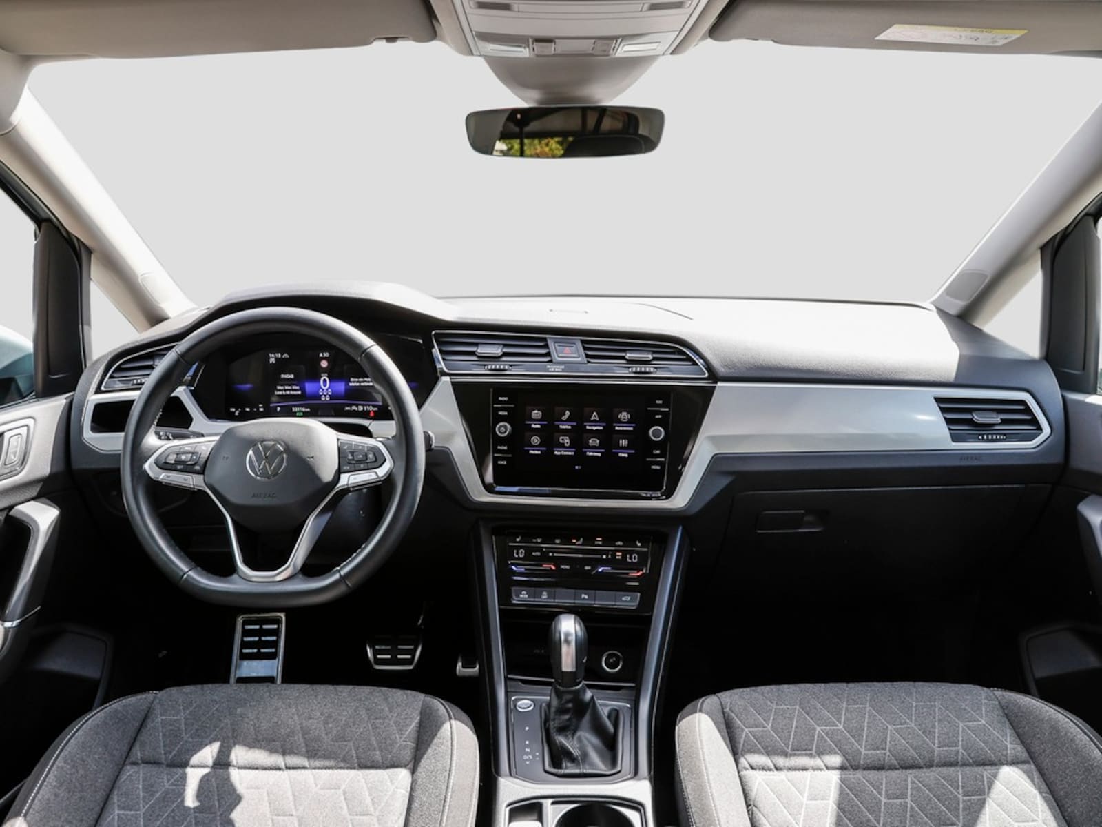 Volkswagen Touran – Bild 12