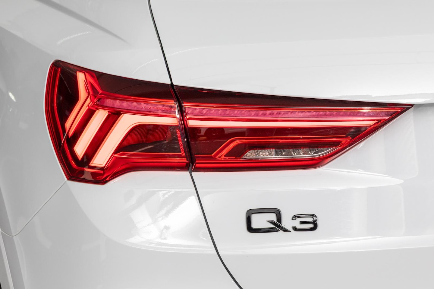 Image about Audi Q3 35 TFSI S line edition
