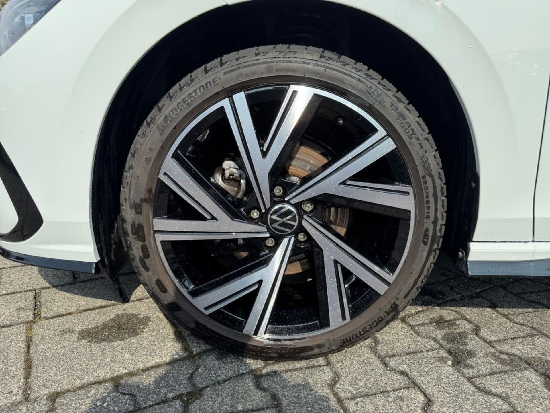 Volkswagen Golf Variant R-Line