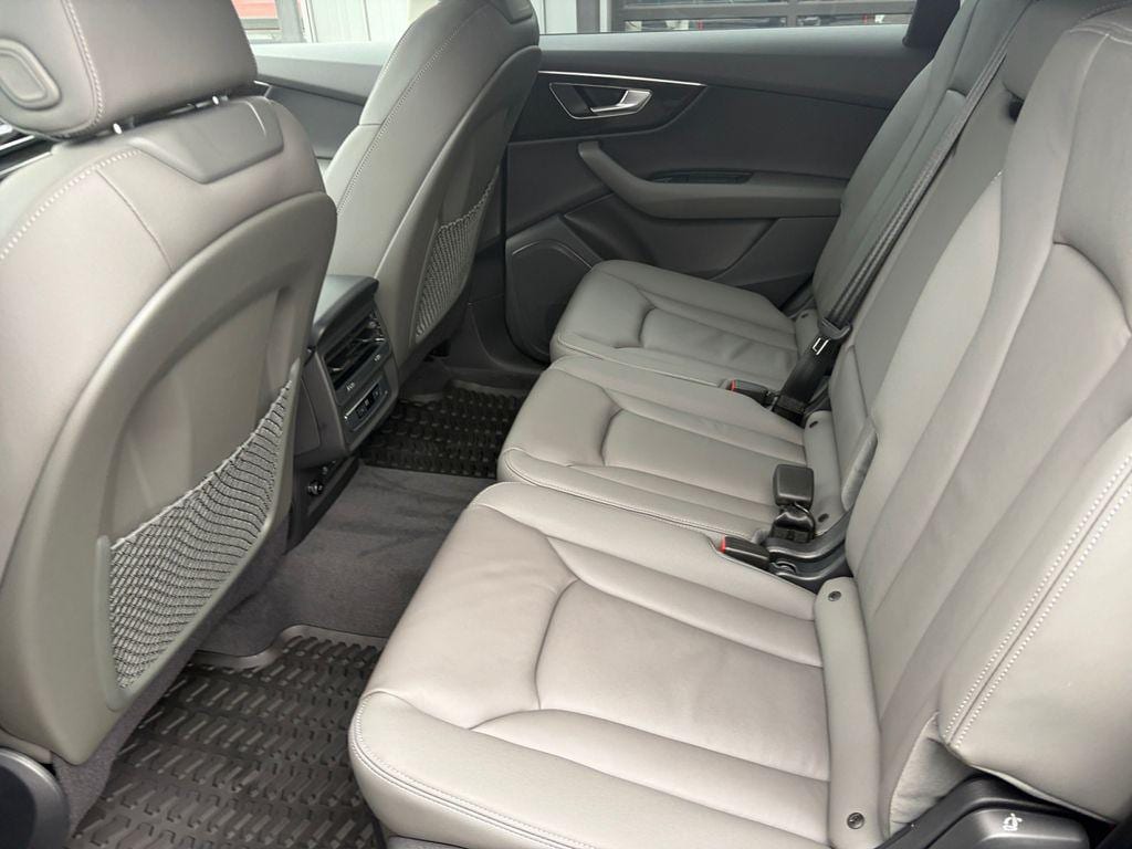 2026 Audi Q7 Premium - Photo 22