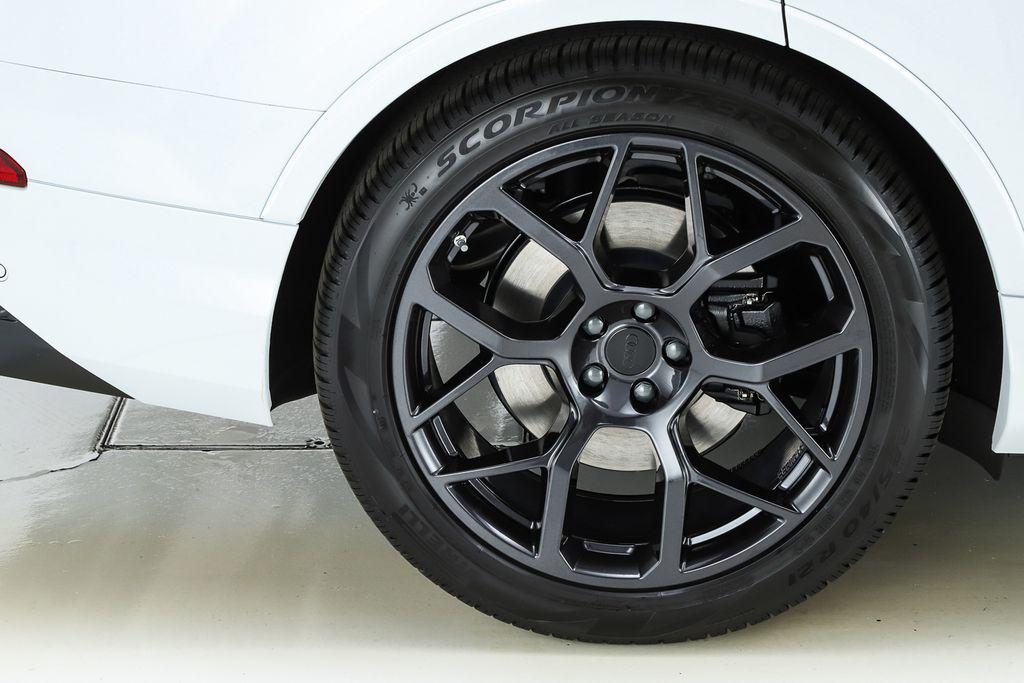 2026 Audi SQ7 Premium Plus - Photo 25