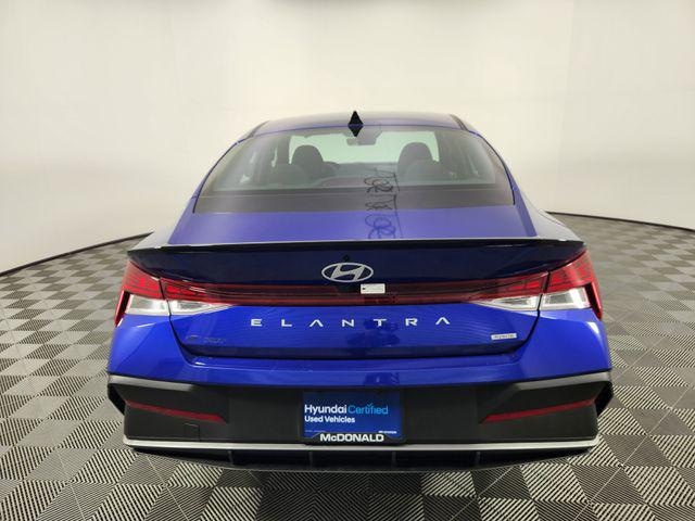 2025 Hyundai Elantra Hybrid