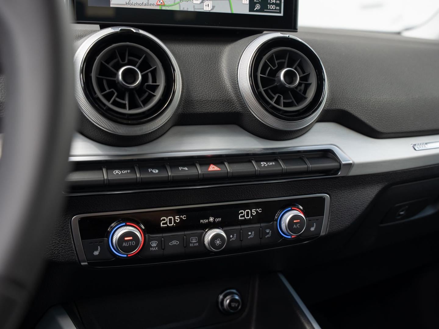 Bild über Audi Q2 advanced 35 TFSI S tronic - für weitere Informationen kontaktieren Sie den Audi Partner