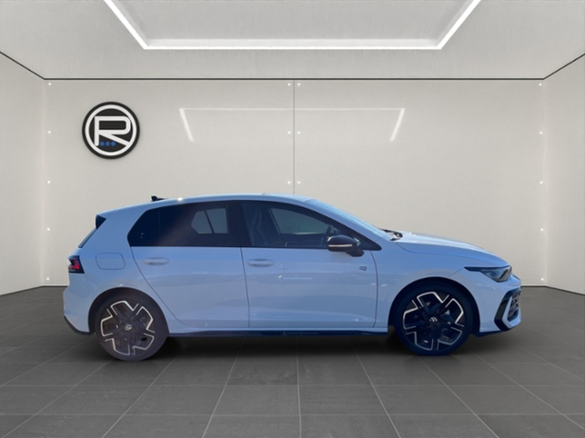 Volkswagen Golf R-Line