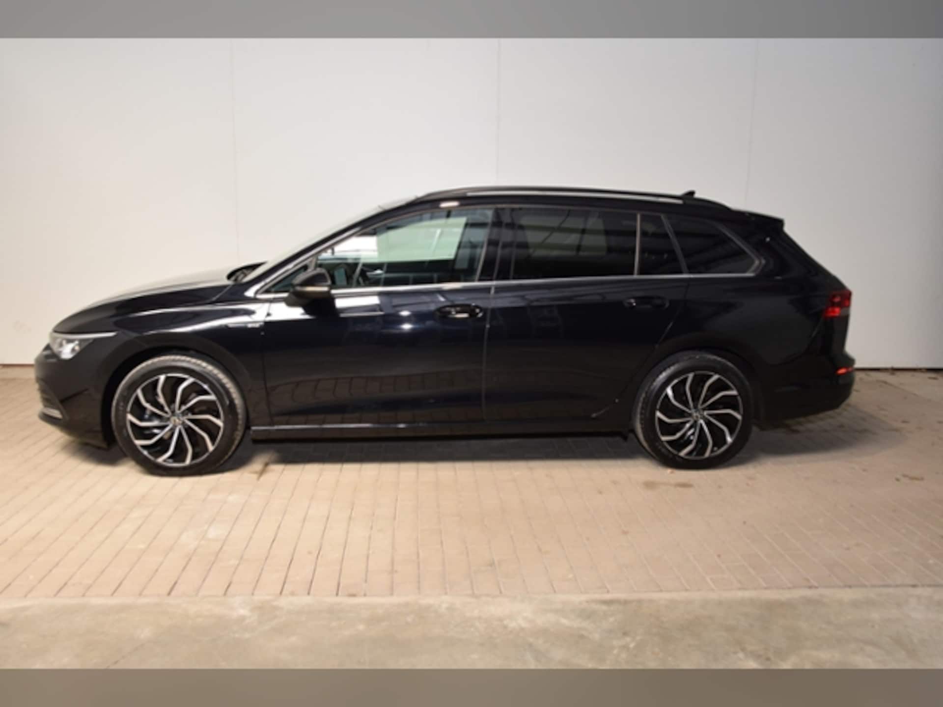 Volkswagen Golf Variant Style