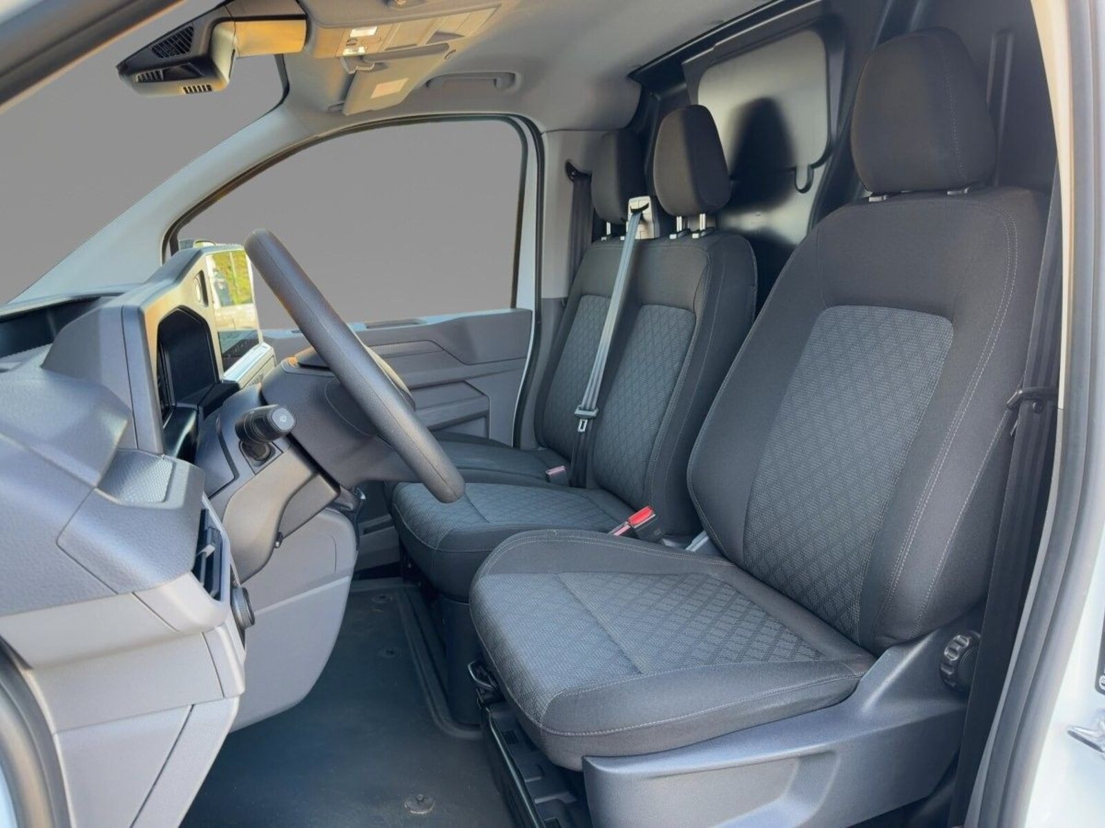 Volkswagen Transporter Kasten kurzer Radstand – Bild 10
