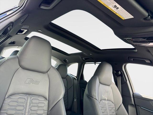 2025 Audi RS 6 Avant Base - Photo 11