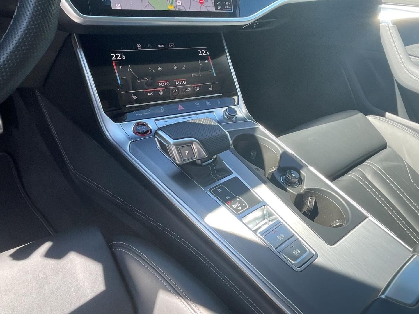 Bild über Audi S6 Avant TDI quattro tiptronic - für weitere Informationen kontaktieren Sie den Audi Partner