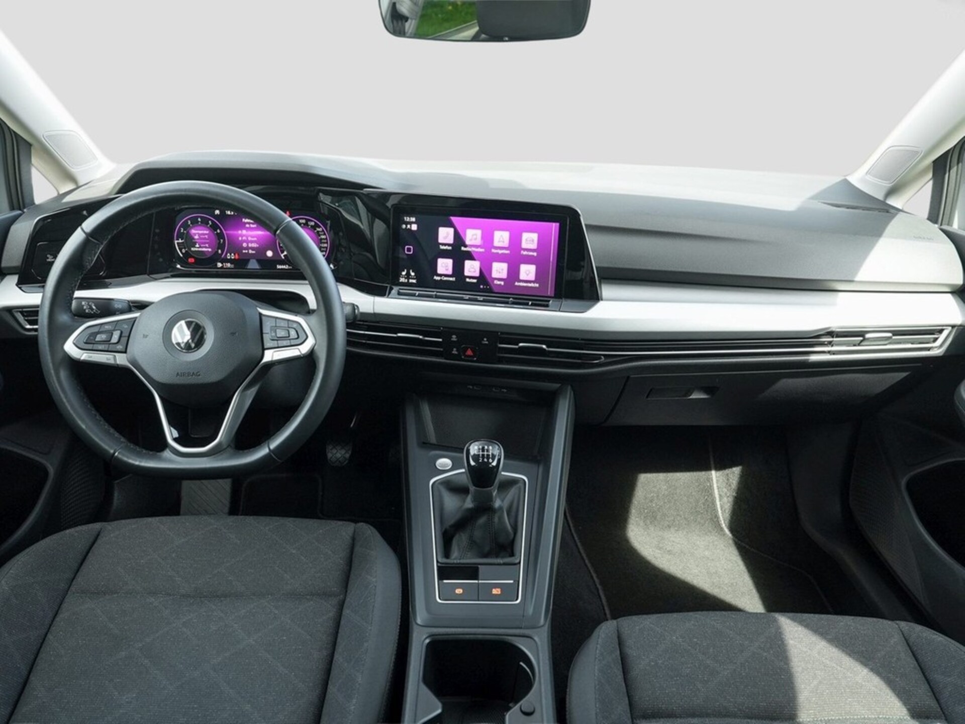 Volkswagen Golf Life