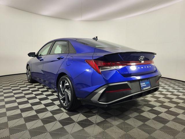 2025 Hyundai Elantra Hybrid
