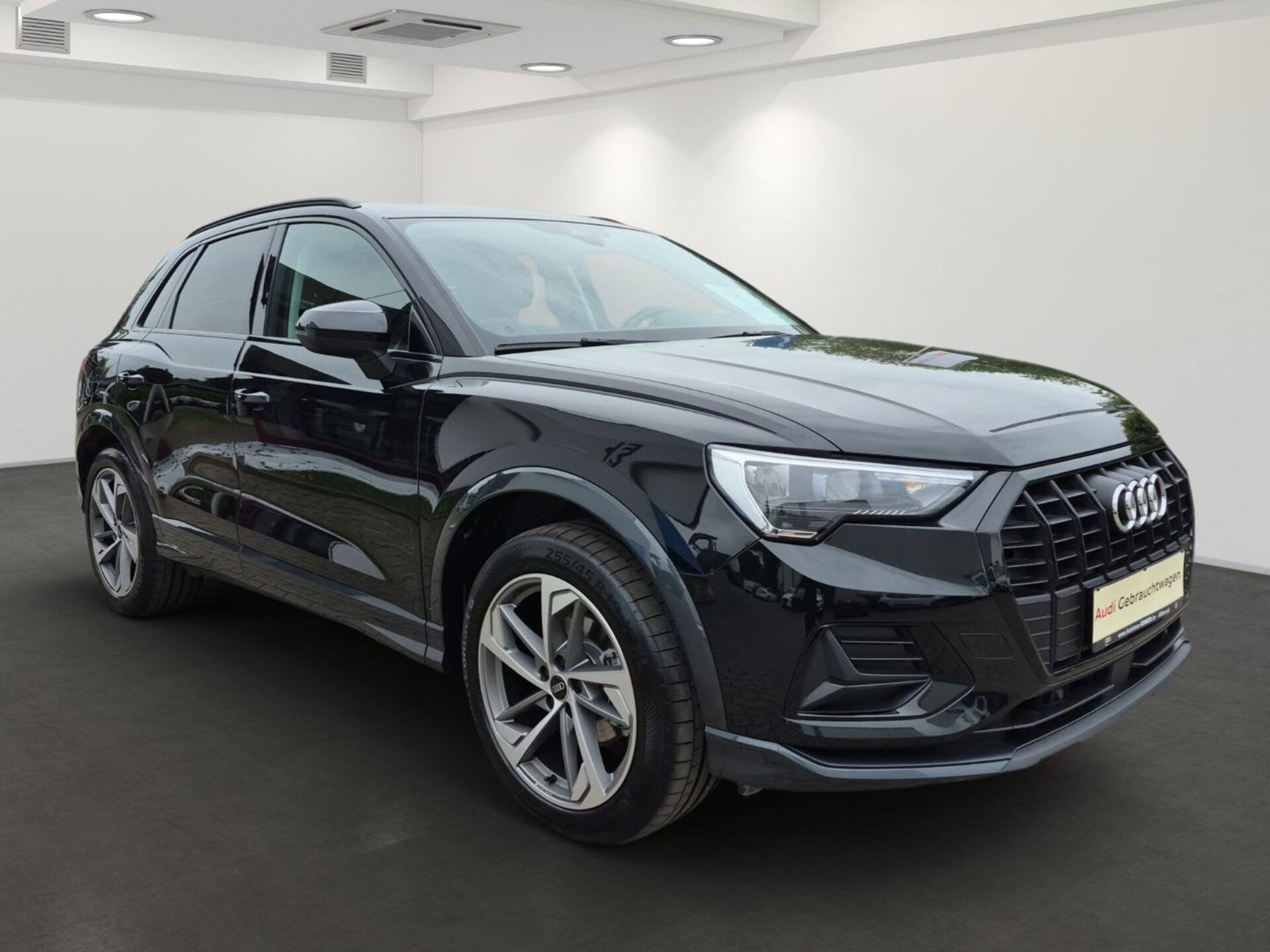 Audi Q3 SUV advanced