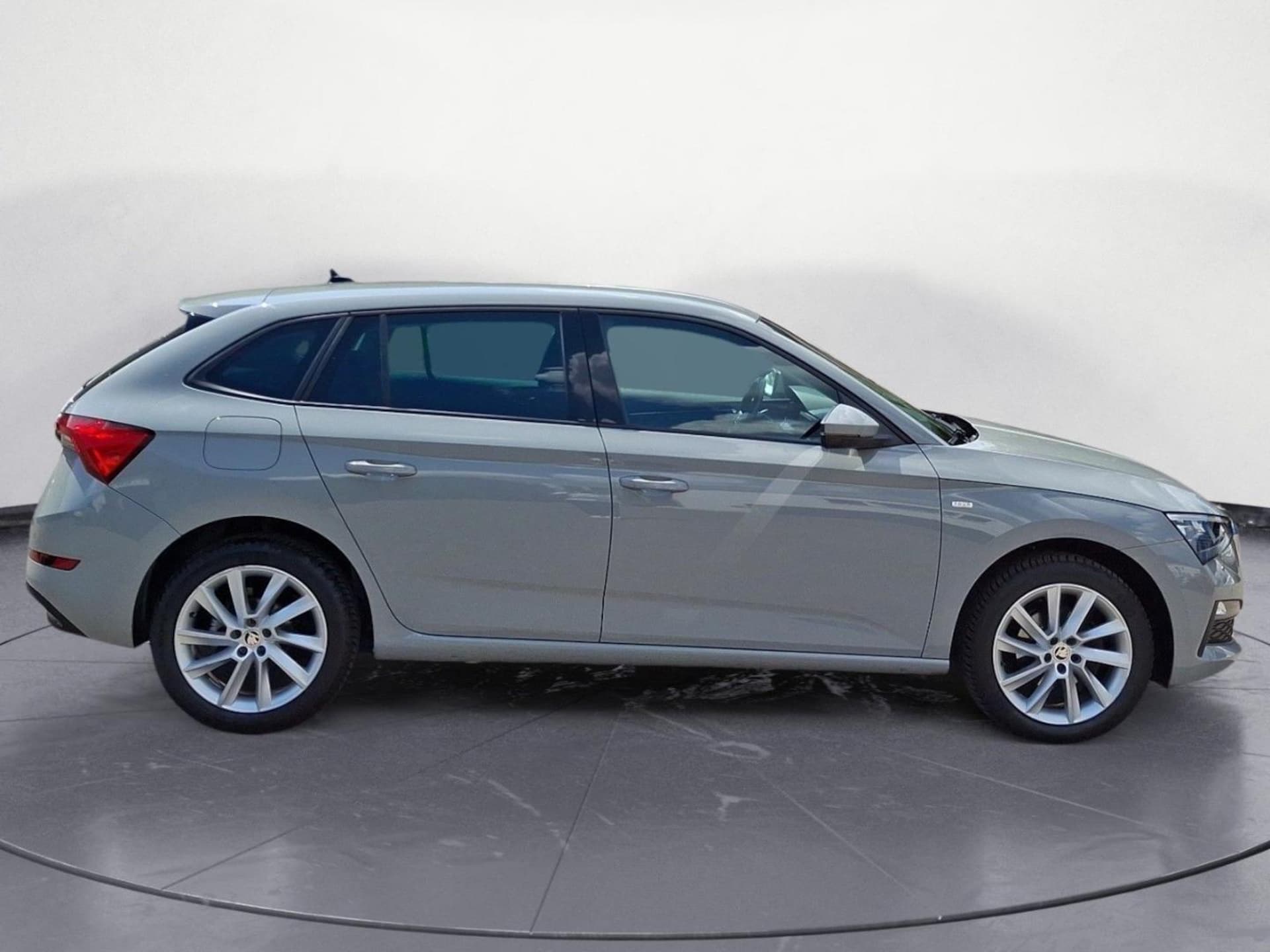 Skoda Scala Tour