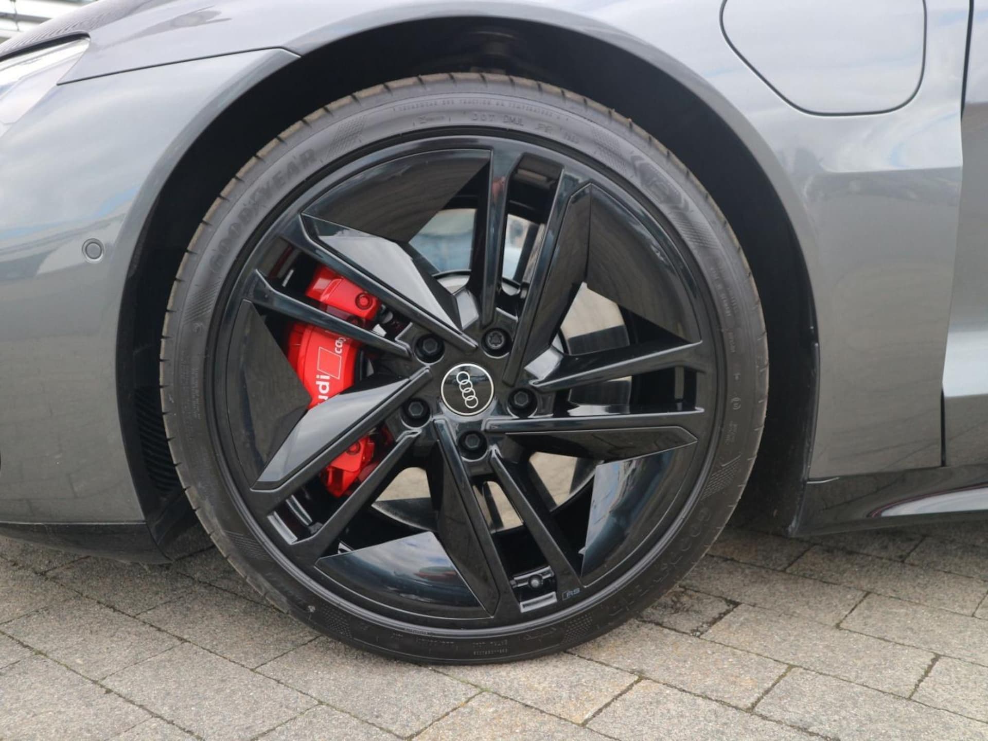 Audi RS e-tron GT
