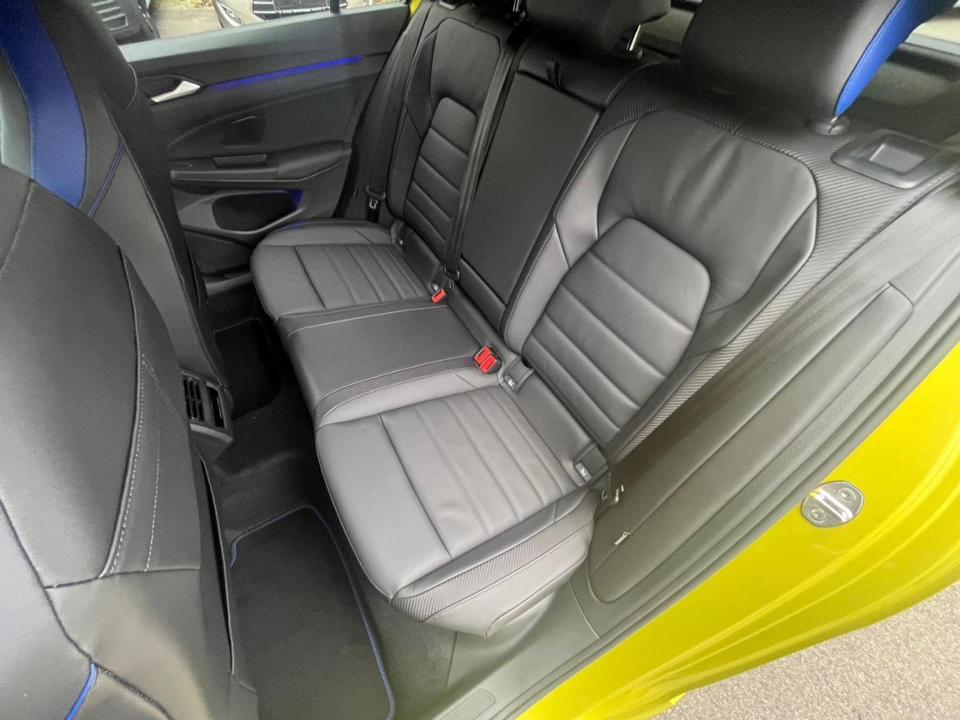 Volkswagen Golf R