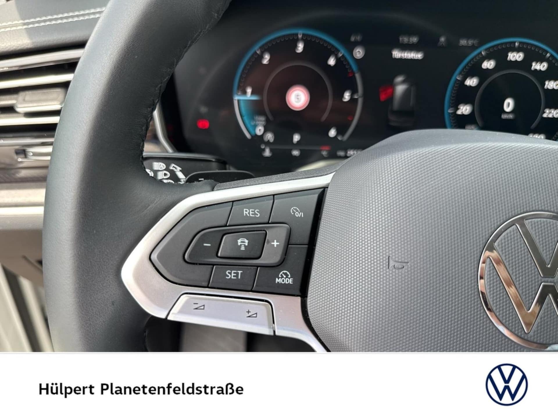 Volkswagen Touareg Basis-Modell
