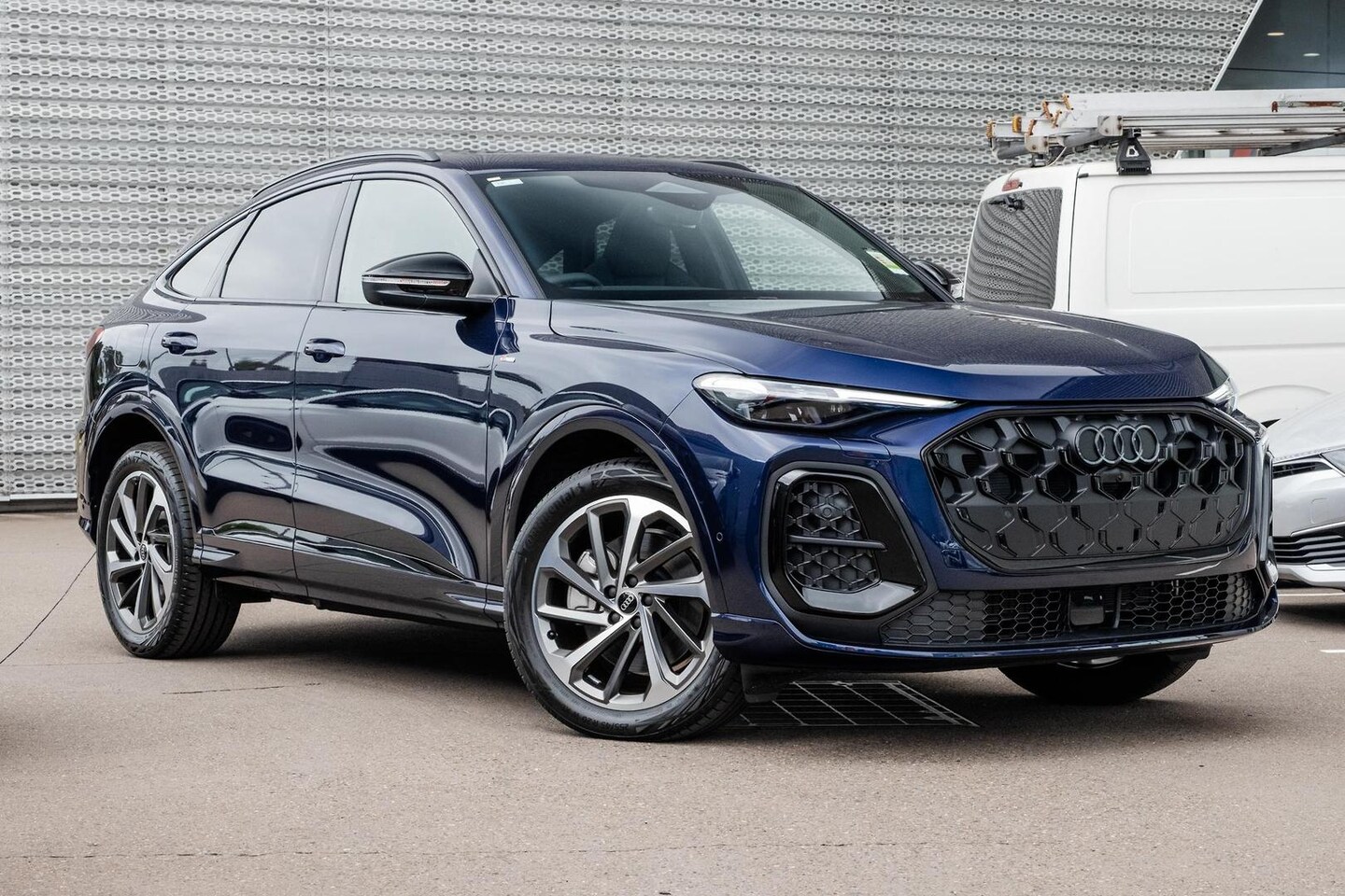 Image about Audi Q5 Sportback TDI quattro 150 kW sport