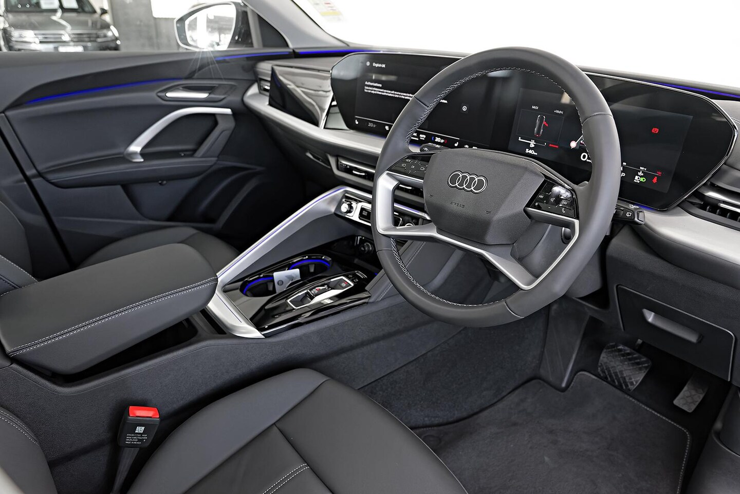 Image about Audi Q5 SUV TDI quattro 150 kW