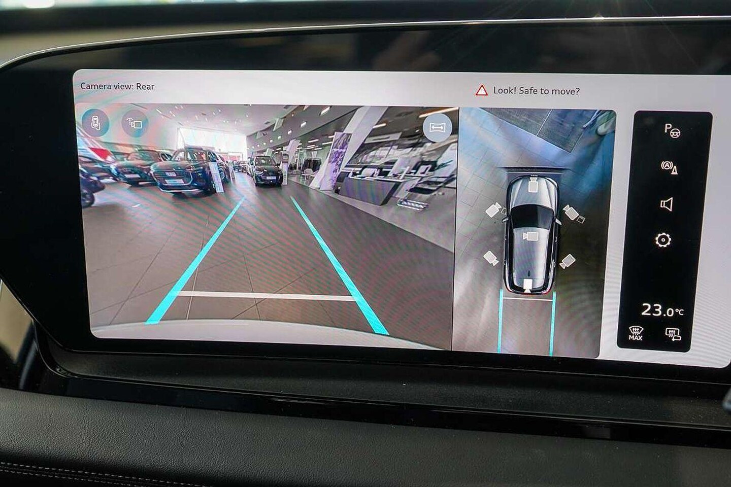Image about Audi Q6 SUV e-tron e-tron