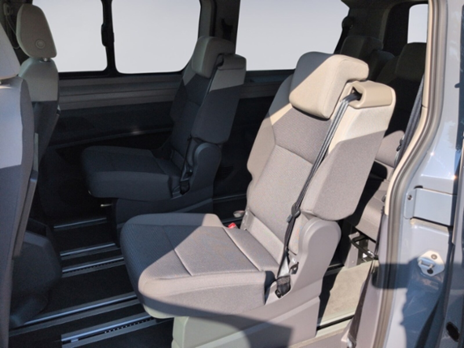 Volkswagen Multivan Langversion – Bild 14