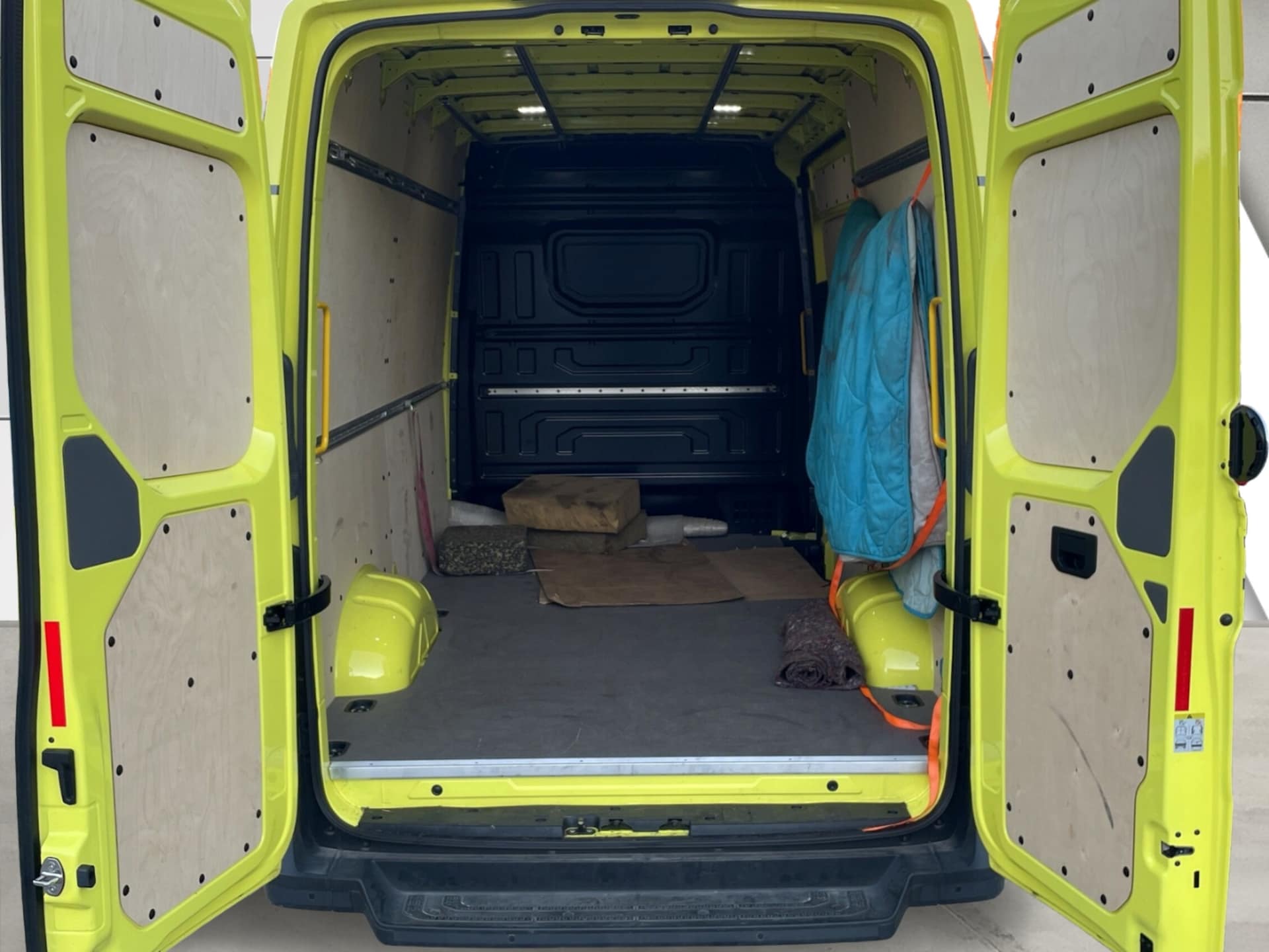 Volkswagen e-Crafter Kastenwagen mittlerer Radstand