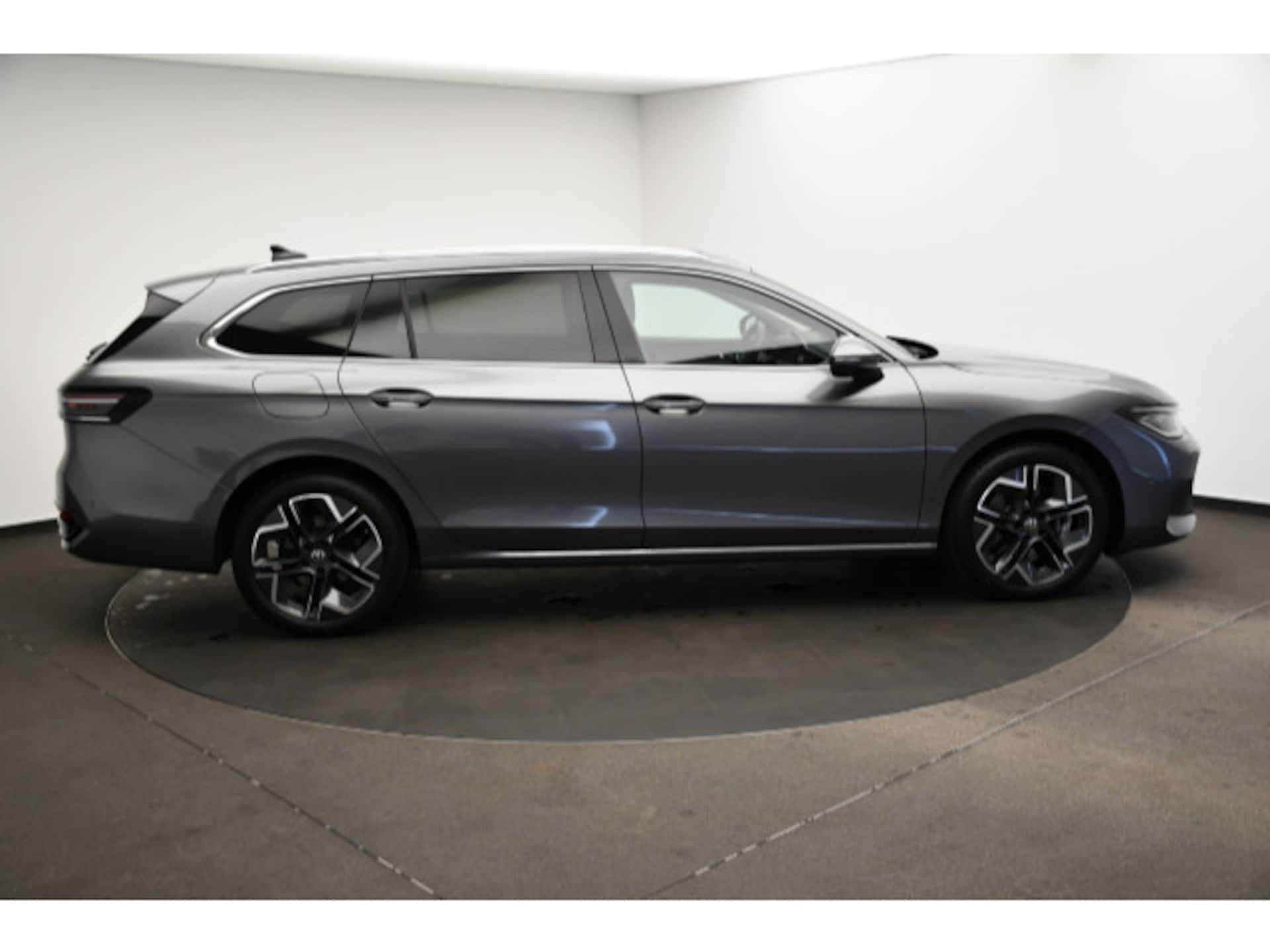 Volkswagen Passat Elegance