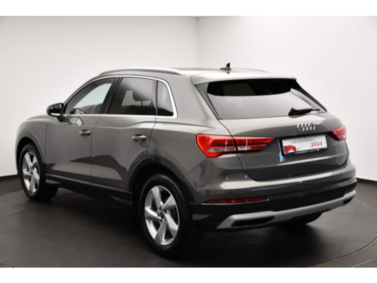 Bild über Audi Q3 advanced 35 TFSI S tronic - für weitere Informationen kontaktieren Sie den Audi Partner