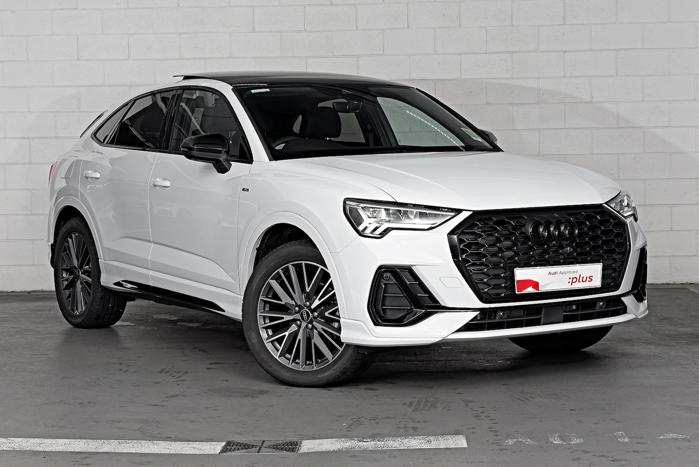 Image about Audi Q3 Sportback TFSI S tronic