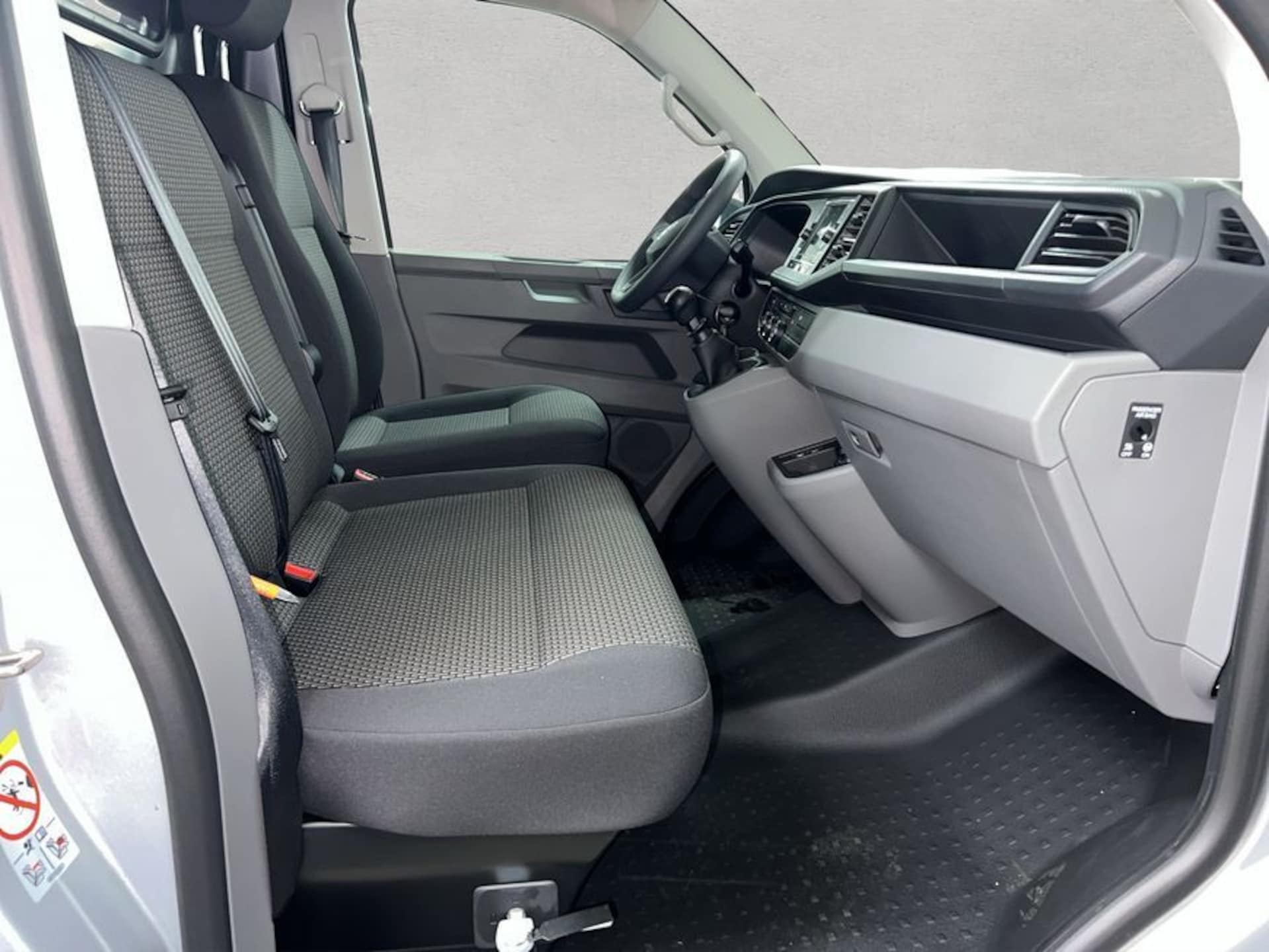 Volkswagen T6.1 Transporter Kasten kurzer Radstand
