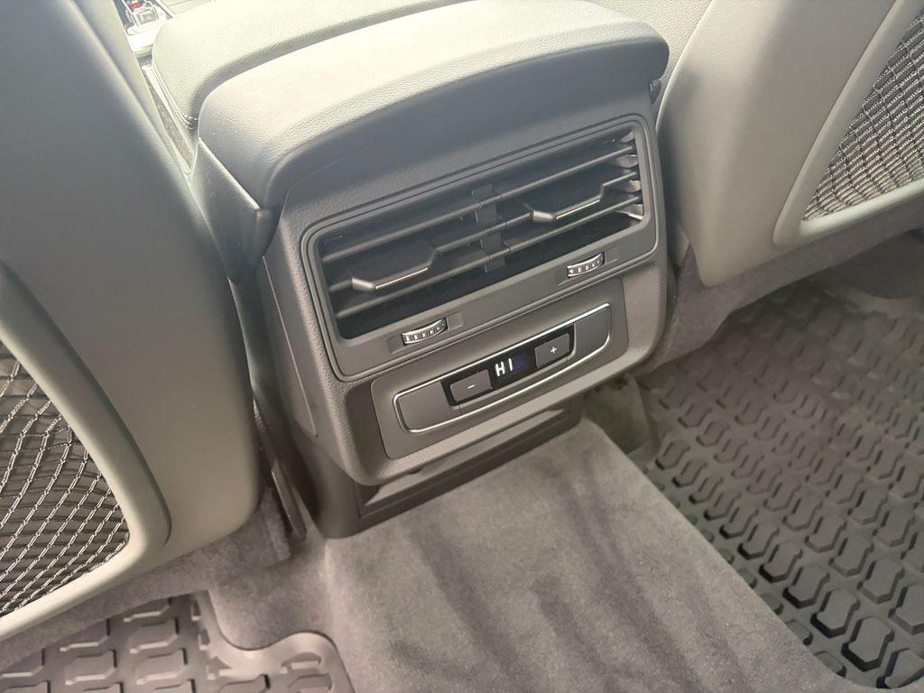 2026 Audi Q7 Premium - Photo 24