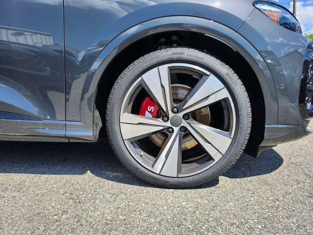 2026 Audi SQ5 Premium Plus - Photo 17