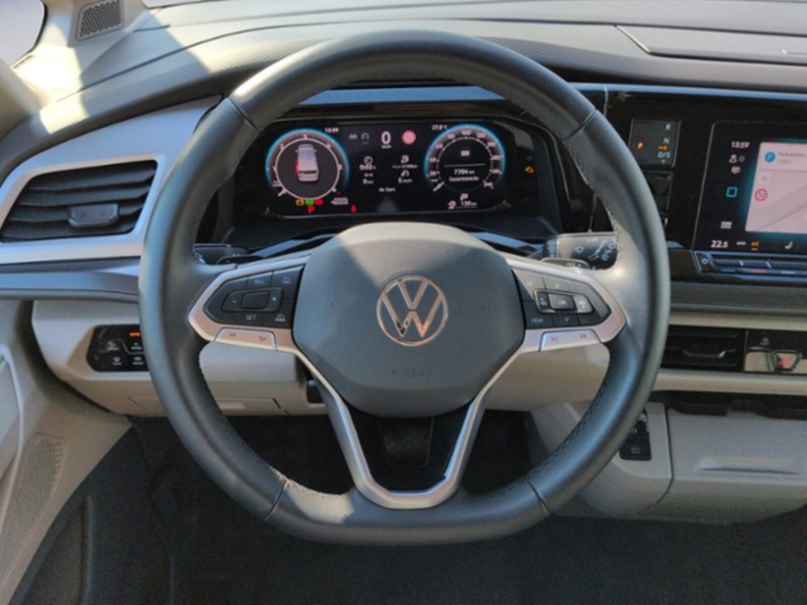 Volkswagen Multivan Langversion – Bild 16